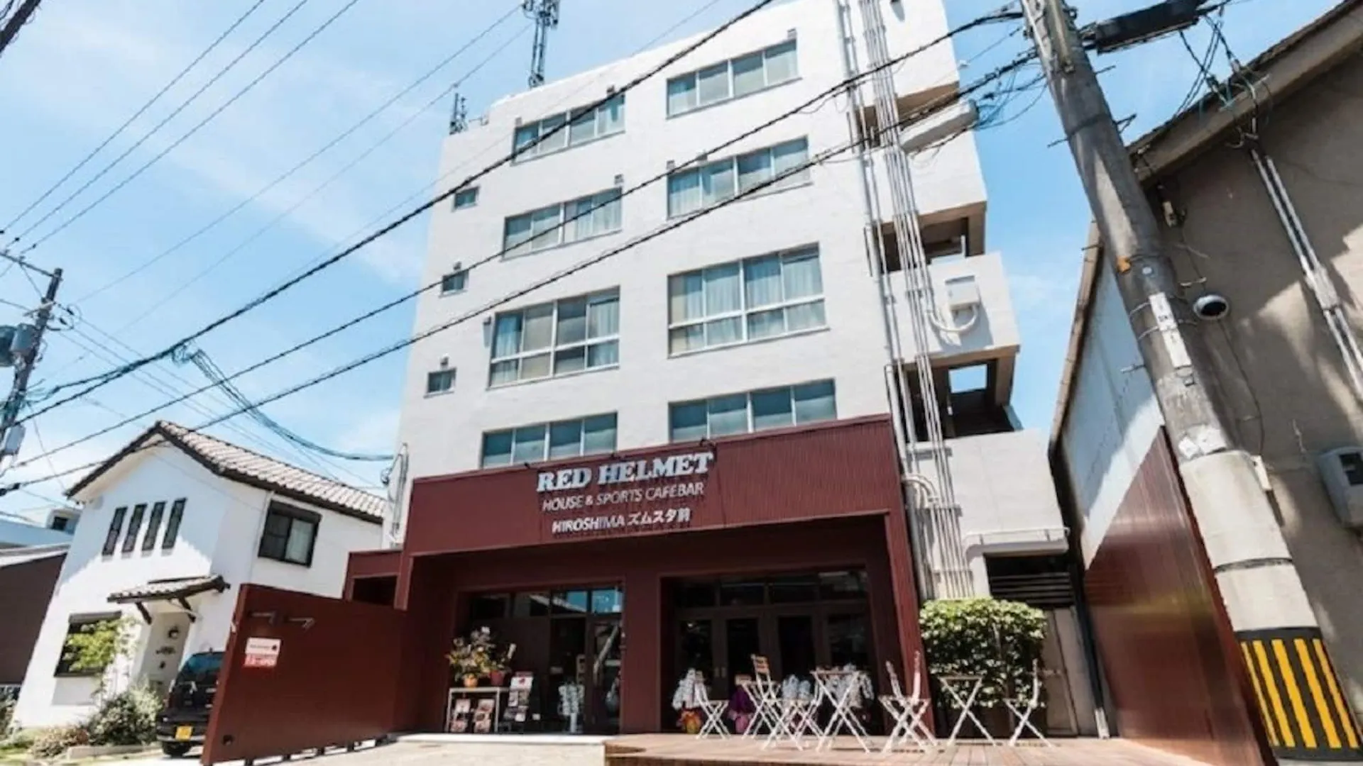Hotell Red Helmet House&Sports Cafe Bar Hiroshima - Hostel